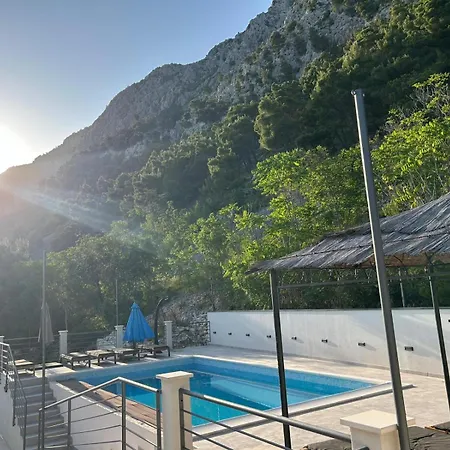 Villa New! 2 Complex For 16 Persons Near Omis Lokva Rogoznica