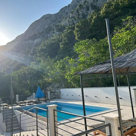 New! 2 Complex For 16 Persons Near Omis Villa Lokva Rogoznica