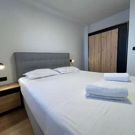 Villa New! 2 Complex For 16 Persons Near Omis Lokva Rogoznica