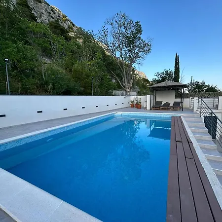 New! 2 Complex For 16 Persons Near Omis Lokva Rogoznica